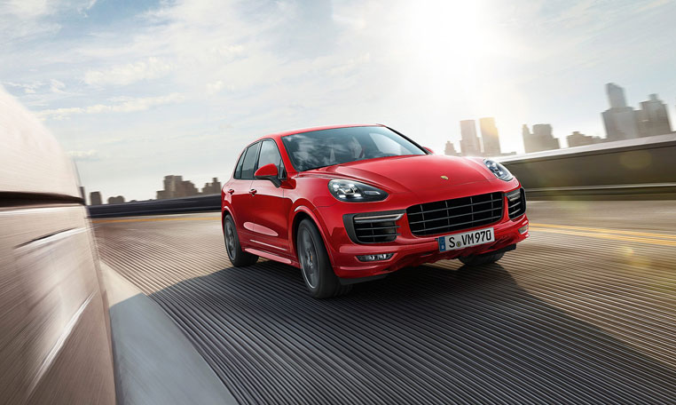 How To Rent A Porsche Cayenne Turbo In Dubai